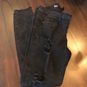 SWS - Rio Better Booty low rise front ripped distressed jeans